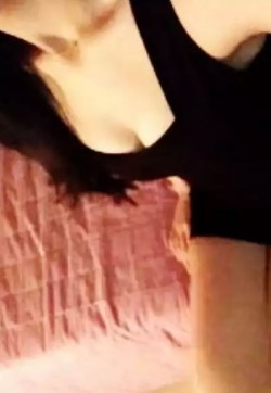 Suji  Sexy Petite New Gir - Escort ladies Seoul 1