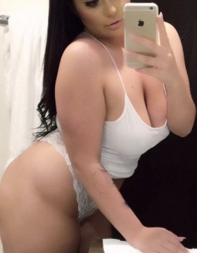 Vancouver escorts - Escort lady Montreal 5