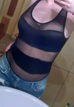 Corinavip - Escort ladies Bucharest 1