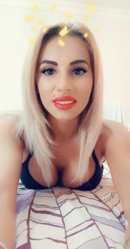 Selena Bella Agency - Escort lady Doha 3