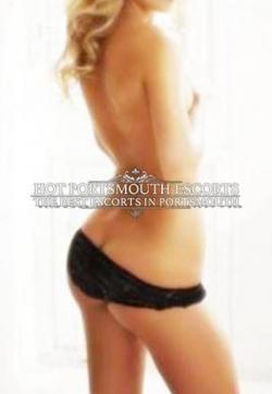 Sky - Escort lady Portsmouth 4