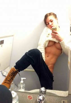 Carmen - Escort ladies Bucharest 1