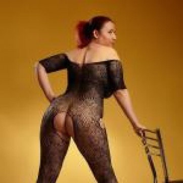 Raluka - Escort lady Bucharest 4